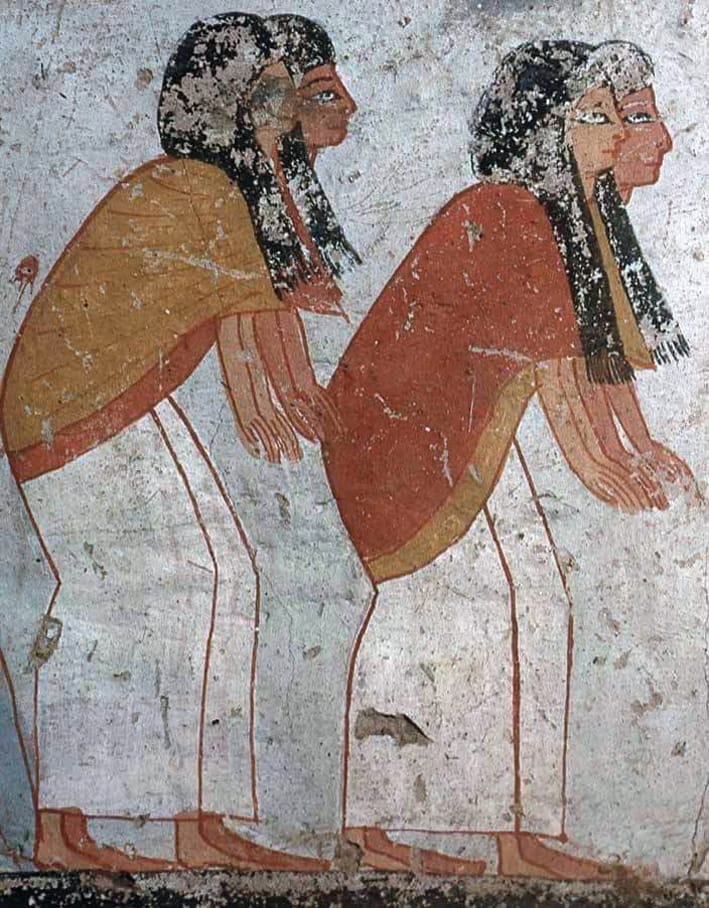 خبير أثري: المصريين القدماء صنعوا الملابس الشتوية والجوارب 