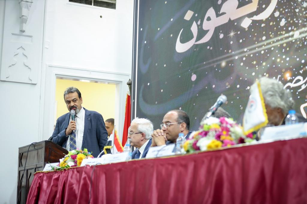 وزير الصحة يوجه التحية لأطباء مصر في يومهم الـ 45 من «دار الحكمة