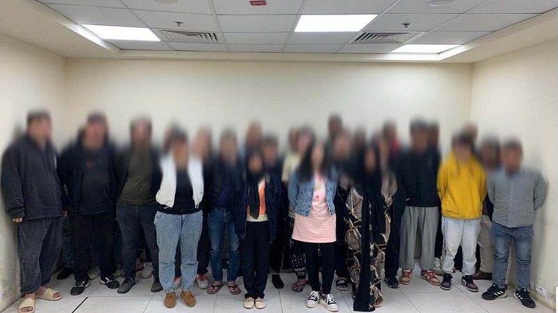وزارة الداخلية تعلن ضبط 29 شخصا بتهمة النصب على المواطنين في تطبيق هوج بول