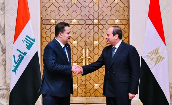 الرئيس السيسي يؤكد لـ رئيس الوزراء العراقي دعم مصر الثابت لأمن واستقرار العراق 