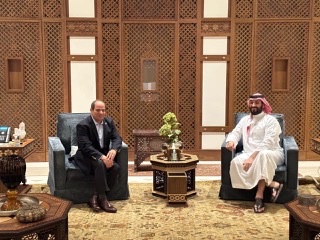 الرئيس السيسي يشيد باستقباله في جدة  ويؤكد على عُمق ومتانة العلاقات الثنائية بين مصر و السعودية