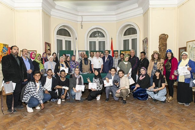 بمشاركة 30 فنانًا مصريًا .. افتتاح معرض تشكيلي في حب روسيا