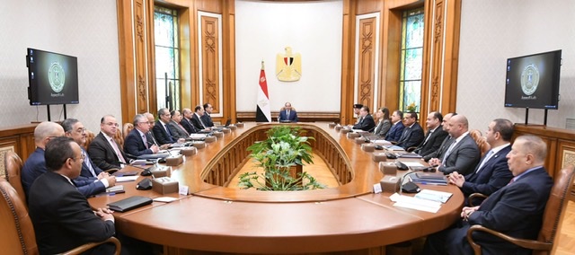 الرئيس السيسي يجتمع مع المجلس الأعلى للاستثمار بعد إعادة تشكيله