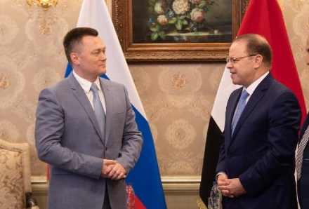 لأول مرة في تاريخ التعاون بين البلدين.. وصول النائب العام الروسي إلي مصر
