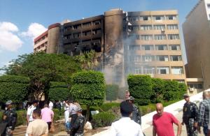 النيابة العامة تبدأ التحقيق في حريق مبنى خدمات محافظة القاهرة بمدينة 15 مايو

