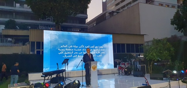 بالصور.. بحضور وزراء وسفراء وإعلاميين .. سفارة روسيا لدي القاهرة تحتفل باليوم الوطني 