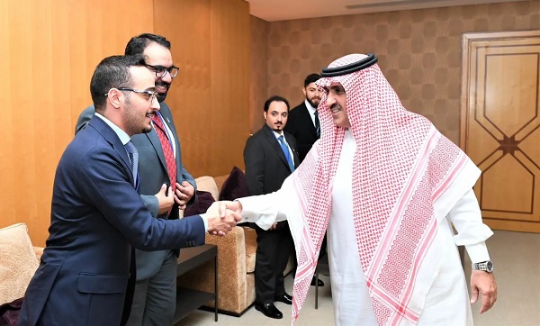 نائب السفير السعودي بالقاهرة يلتقي وفد مجلس شباب الأعمال بغرفة الشرقية