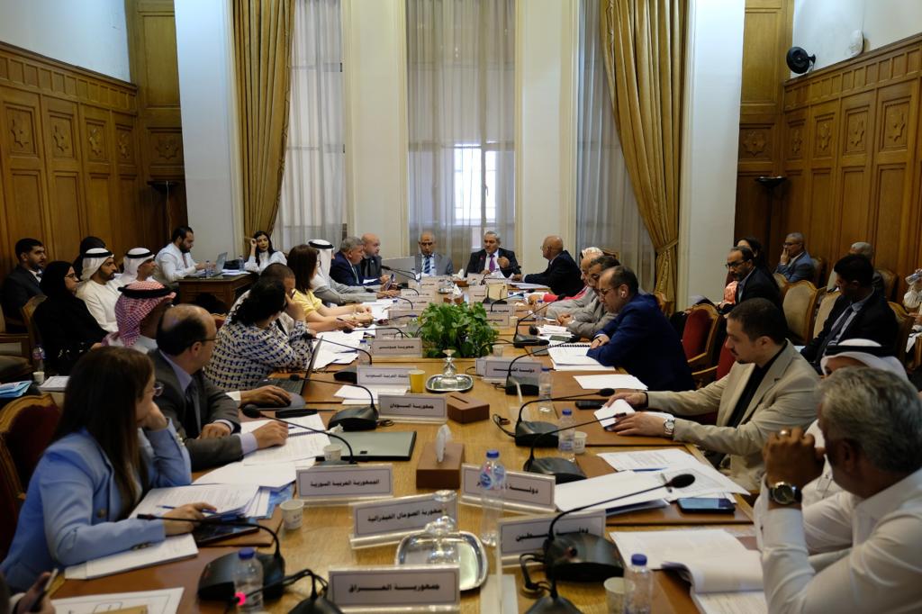 اجتماع لمناقشة اتفاقية تنظيم نقل الركاب على الطرق بين الدول العربية ورفع النتائج للمجلس الوزاري
