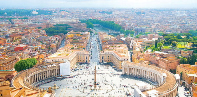 توقعات بانتعاش السياحة في إيطاليا مع وصول مليوني رحلة