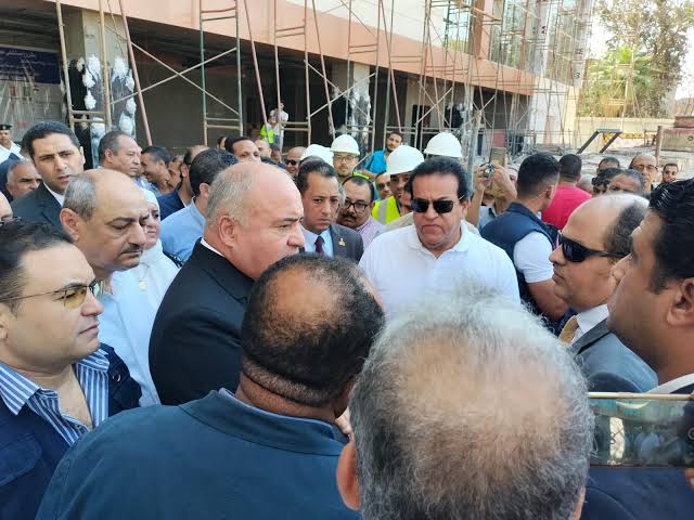 وزير الصحة من قنا: الانتهاء من تطوير مستشفى نجع حمادى قريبا والدولة تمنح اهتماما خاصا للصعيد 