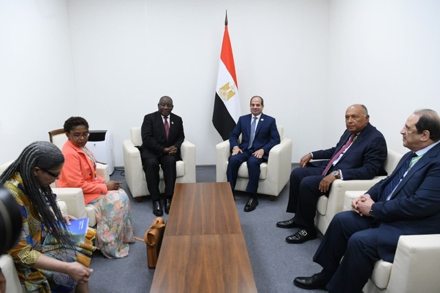السيسي يؤكد لرئيس جنوب أفريقيا تطلع مصر لتعزيز العلاقات الثنائية التاريخية بين البلدين 
