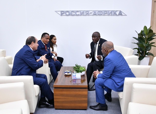 السيسي يشارك في اجتماع مع قادة أفريقيا لتسوية الأزمة الروسية الأوكرانية بسان بطرسبرج 