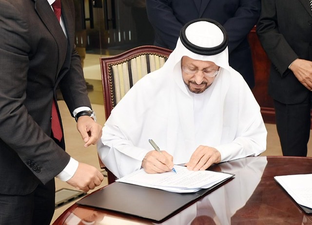 اتفاقية تعاون بين جامعة عين شمس ومركز العلوم العربي للخدمات الجامعية والتدريب بالإمارات