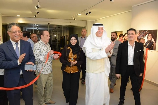 السفير السعودي يفتتح معرض المصور طارق خوجة بجاليري ضي المهندسين