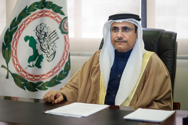 رئيس البرلمان العربي يعزي البحرين في شهداء الاعتداء الغادر 