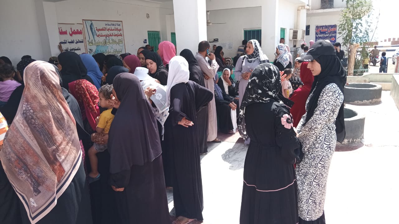 مناظرة ٨٢٨ حالة بقافلة جنوب الوادى الطبية بمدينة سفاجا البحر الأحمر

