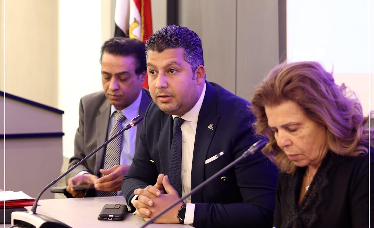 المجلس القومي لحقوق الإنسان يناقش التحديات التي تواجه المحاميات المصريات

