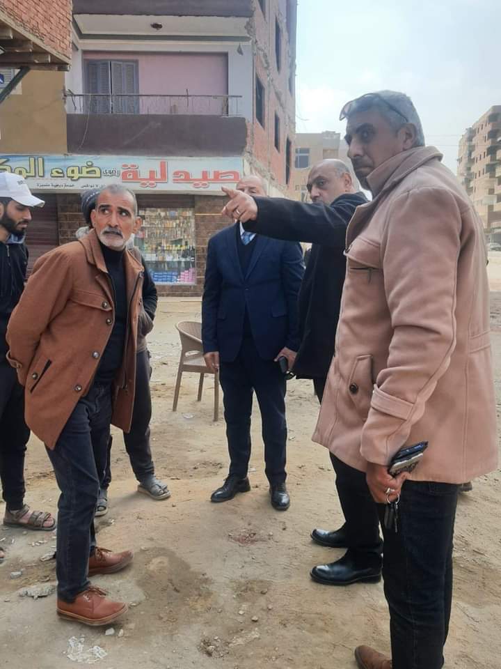 نائب محافظ القاهرة يتابع أعمال التطوير الجارية بحي السلام