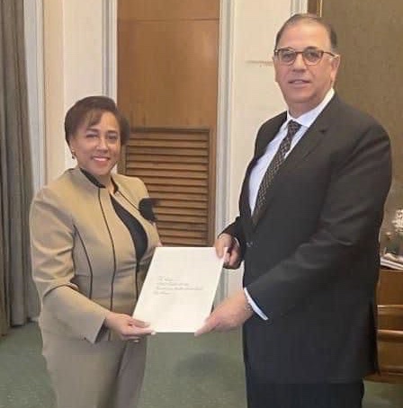 سفيرة الدومينيكان تقدم أوراق اعتمادها للخارجية المصرية