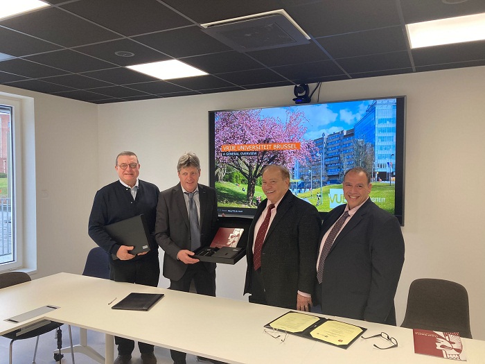 جامعة ميريت توقع اتفاقية تعاون مع جامعة VUB البلجيكية

