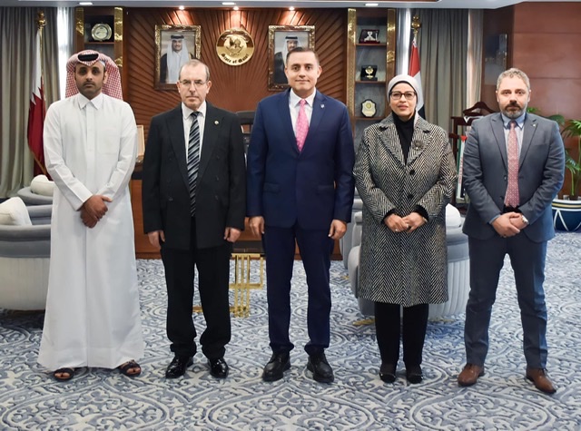 سفير قطر بالقاهرة يستقبل مدير عام الصندوق العربي للمعونة الفنية للدول الأفريقية