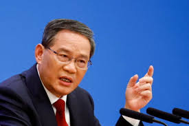  رئيس الوزراء الصيني بتبني نهج سوقي لتحديث المعدات والسلع