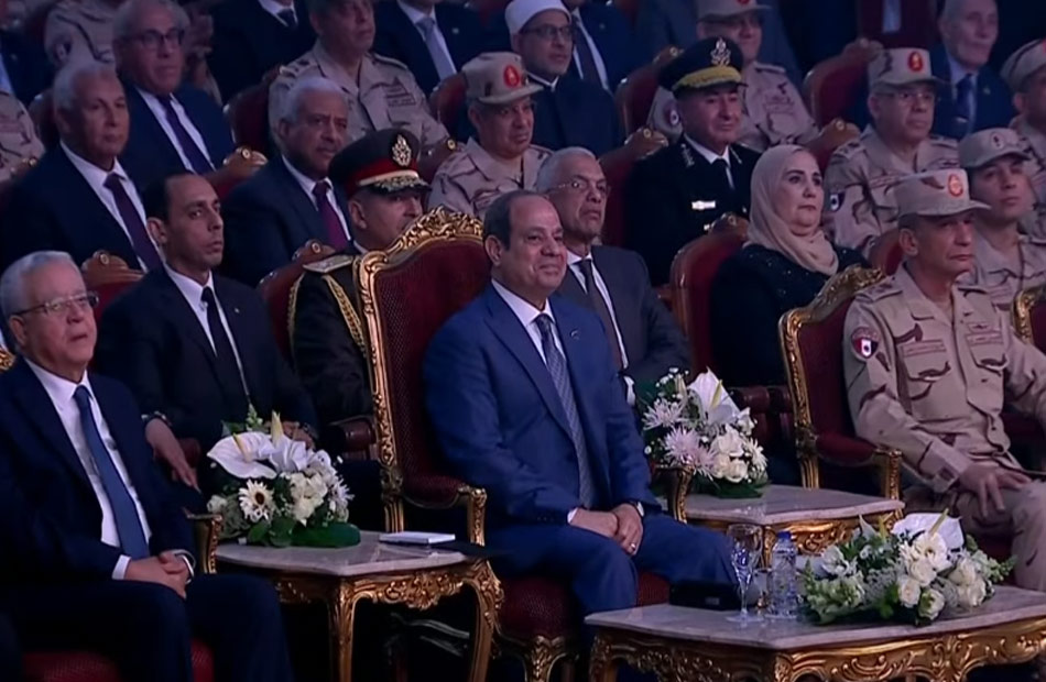 الرئيس السيسي يحضر الندوة التثقيفية الـ39 للقوات المسلحة بمناسبة يوم الشهيد