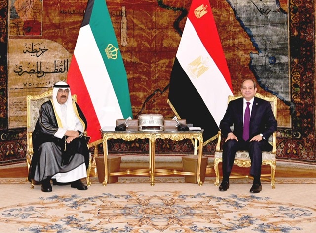 بيان مشترك بمناسبة زيارة أمير دولة الكويت إلي مصر 