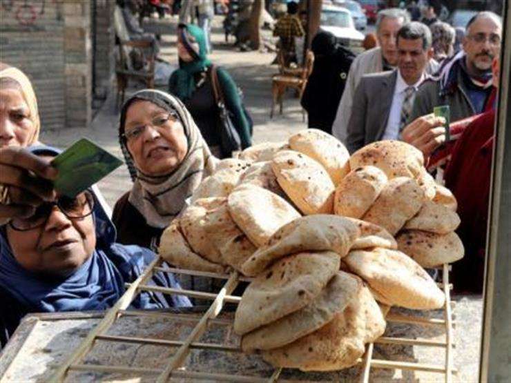 الحكومة تقرر رفع سعر رغيف الخبز المدعم إلى 20 قرشُا بداية من أول يونيو

