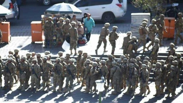 الجيش يقتحم القصر الرئاسي في بوليفيا وسط حديث عن انقلاب عسكري