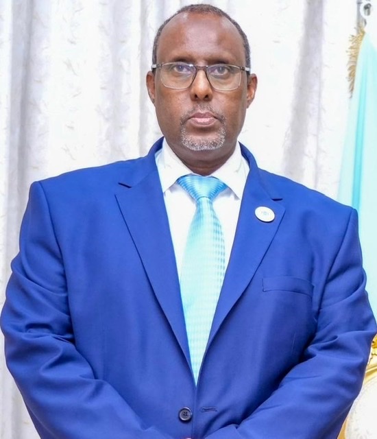 سفير الصومال يهنئ مصر قيادة وحكومة وشعبا بذكرى ثورة 30 يونيو