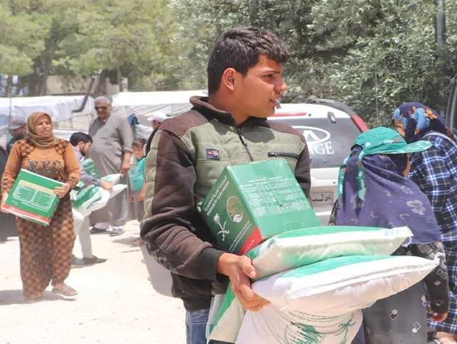 مركز الملك سلمان يدشن المرحلة الثانية من مشروع توزيع مساعدات لمتضرري الزلزال في سوريا
