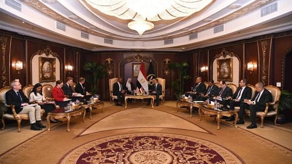 وزير الداخلية البريطاني يشيد بدور الداخلية المصرية في مكافحة الإرهاب والجرائم المُنظمة

