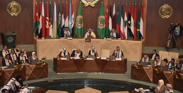 البرلمان العربي يدين استمرار مجازر الاحتلال بحق الشعب الفلسطيني ويدعو إلى توفير الحماية الدولية