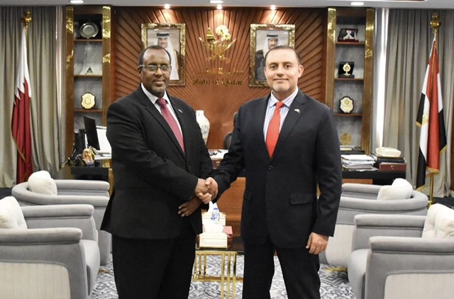 سفيرا قطر والصومال بالقاهرة يبحثان سبل تعزيز التعاون المشترك