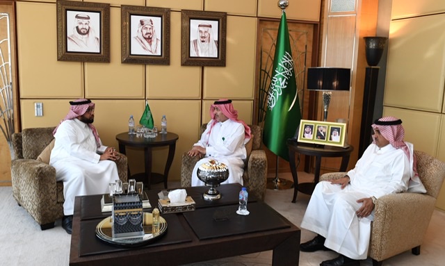 سفير السعودية  بمصر يبحث مع وفد مركز الملك سلمان سبل إيصال المساعدات إلى غزة 
