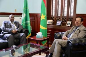 سفير الصومال يبحث مع نظيره الموريتاني سبل تعزيز التعاون المشترك