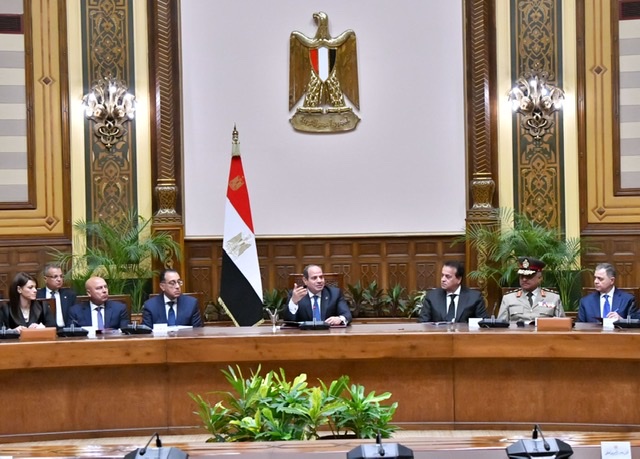 السيسي يوجه الحكومة الجديدة بمواصلة وتعزيز جهود صون الأمن القومي المصري