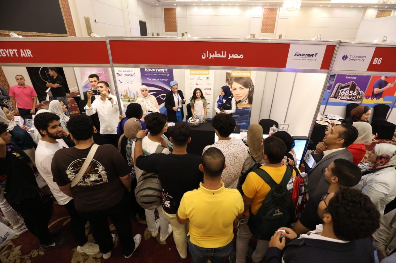 أكاديمية مصر للطيران للتدريب تشارك في معرض التعليم العالى EduHub Expo

