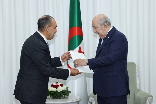 وزير الخارجية يسلم رسالة الرئيس السيسي إلى الرئيس تبون ويؤكد عمق العلاقات المصرية–الجزائرية