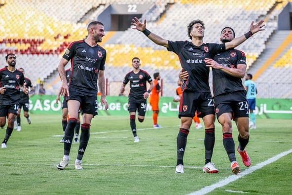  الأهلي يحقق انتصارا ثمينا على فاركو 2-1 في الدوري 