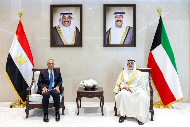 وزير الخارجية يعقد مباحثات مع نظيره الكويتى ويؤكد تضامن مصر الكامل مع دولة الكويت الشقيقة